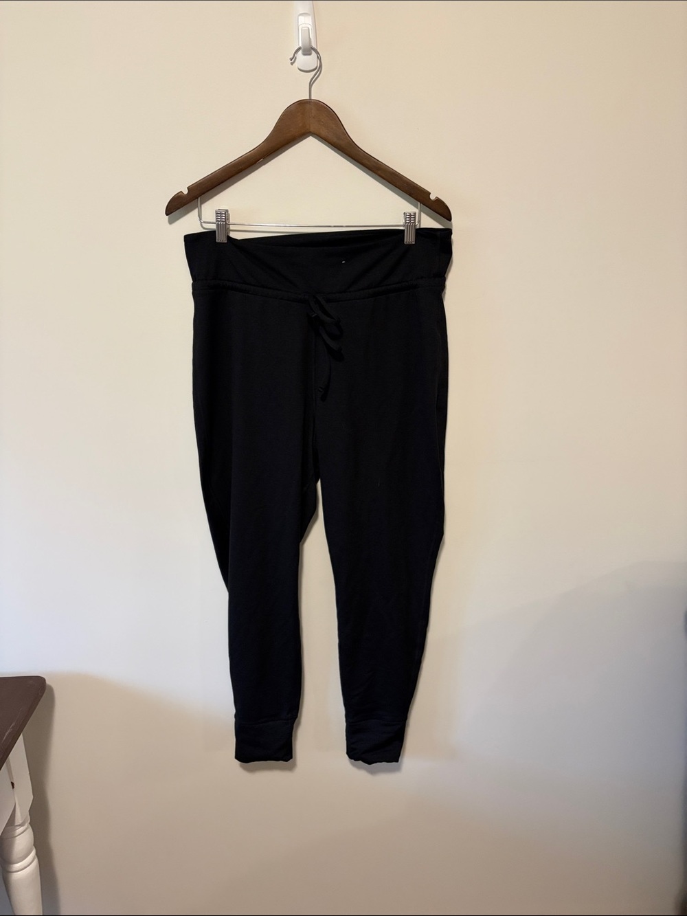 Old Navy Black Women’s Drawstring Jogger Pants